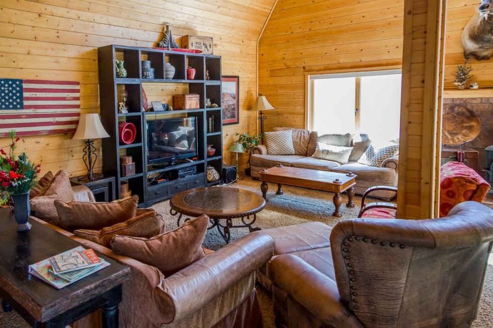 Spruce Cabin — photo 9