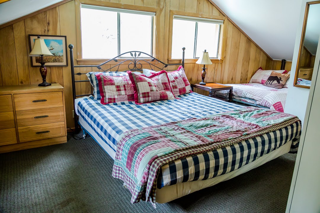 comfy beds cabin vacation rental