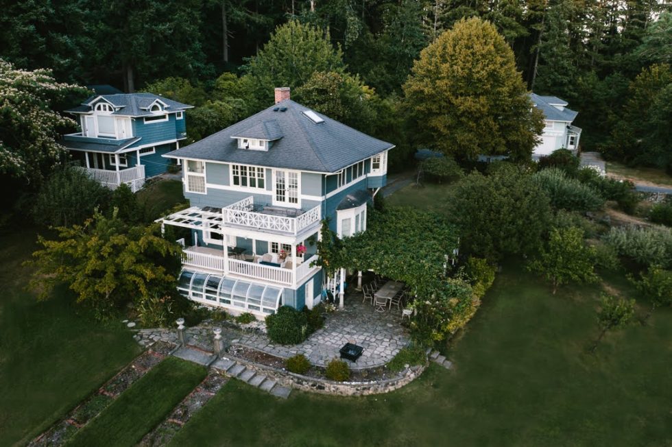 The Victorian — photo 11